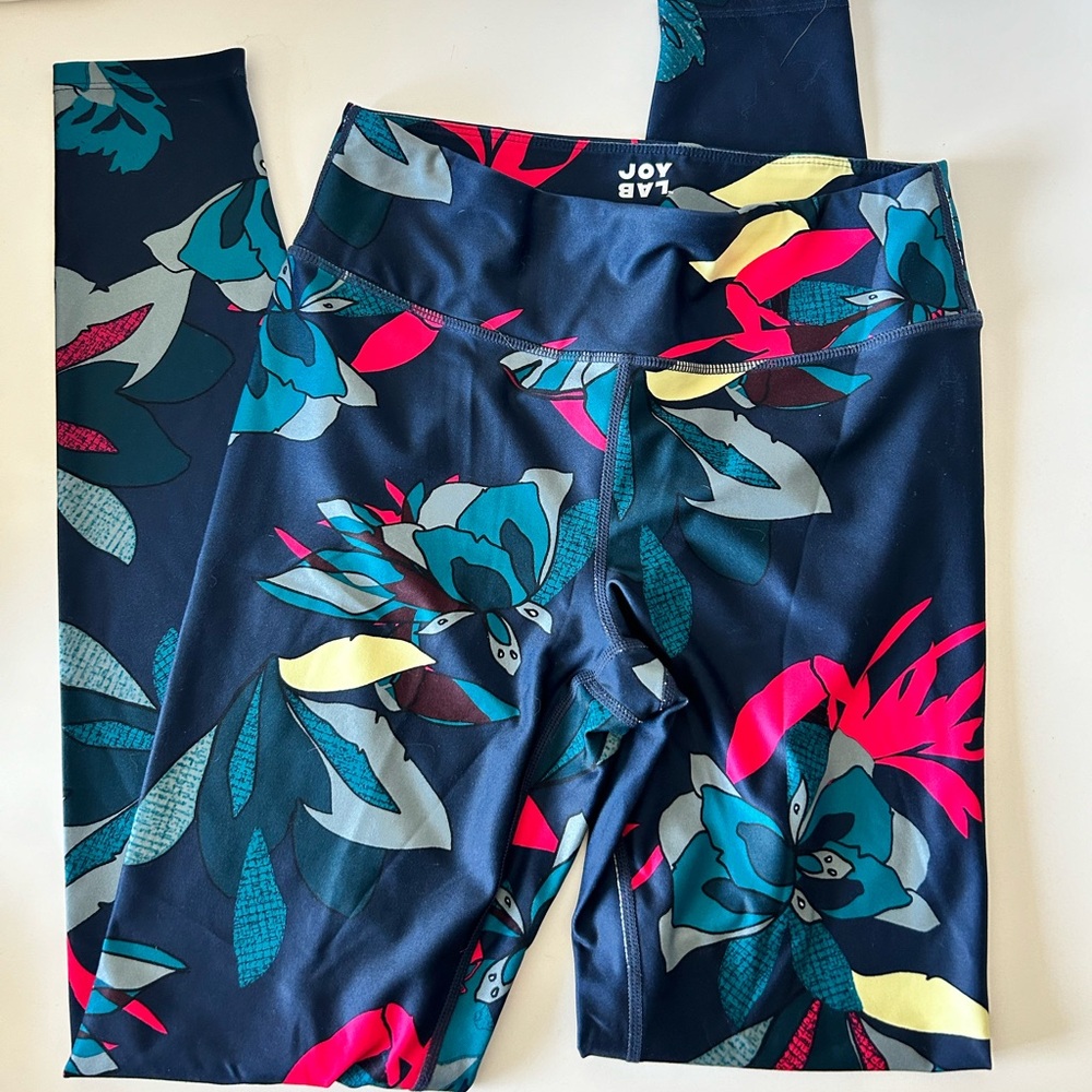JoyLab women’s athletic leggings M tropical print